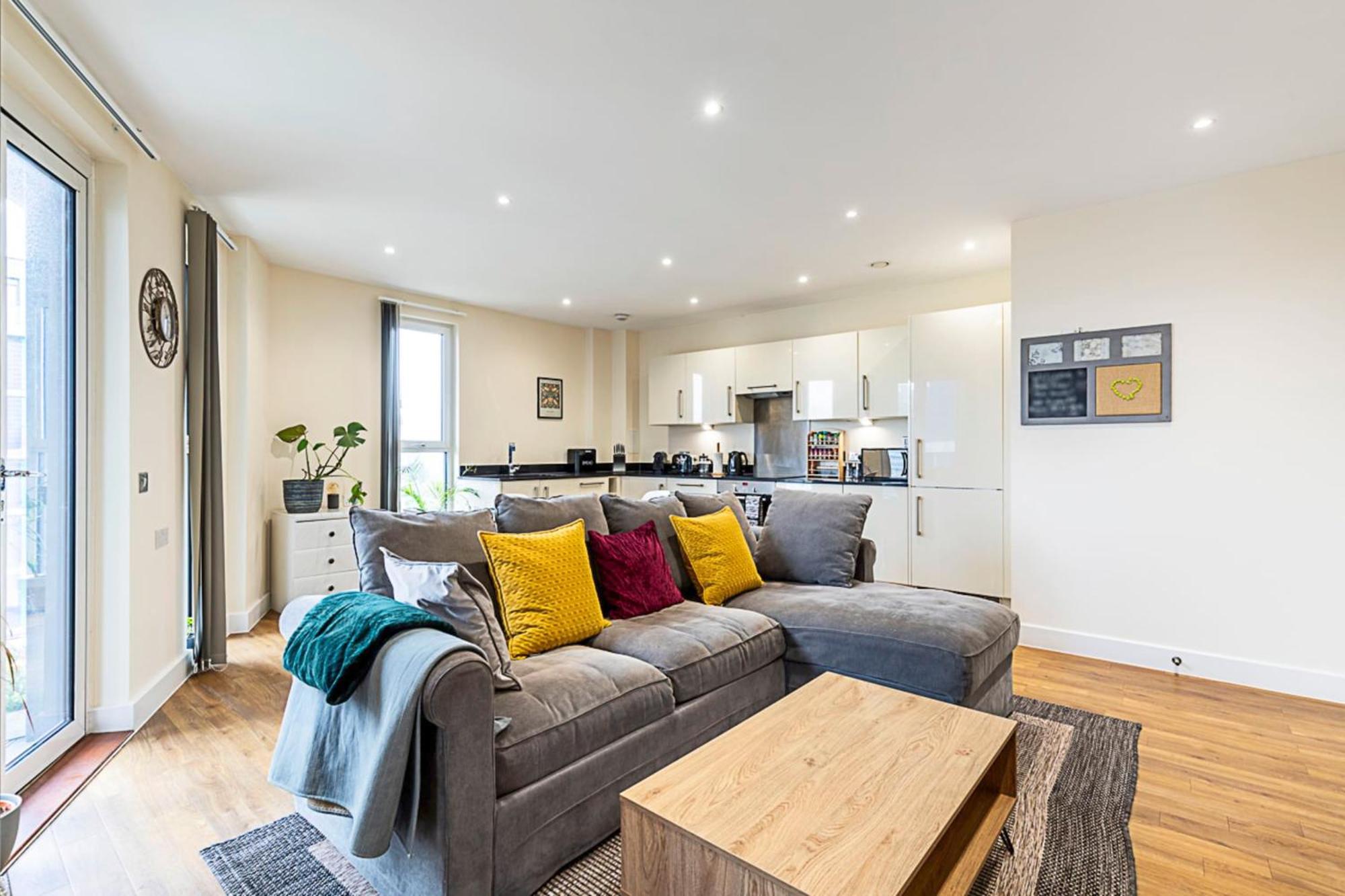 Vibrant London Canal Apartment Bagian luar foto