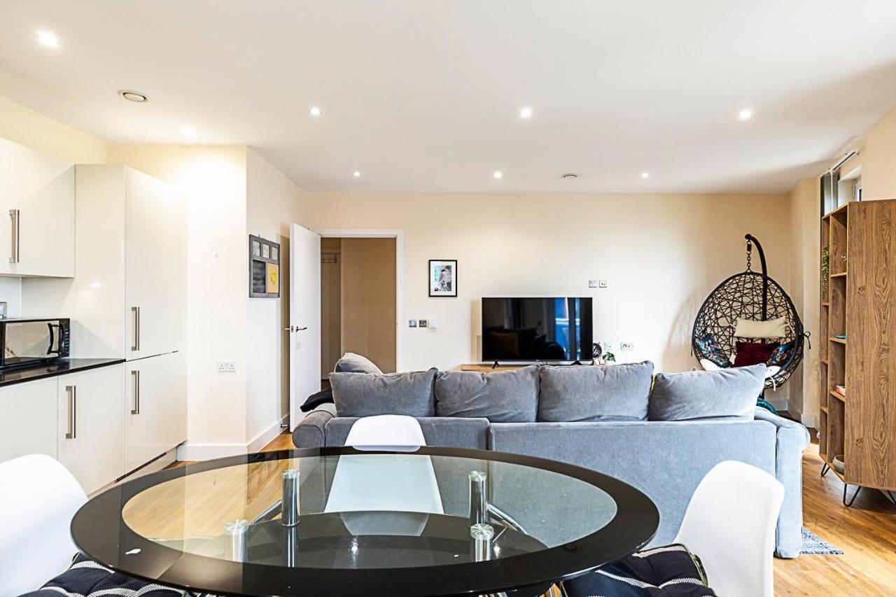 Vibrant London Canal Apartment Bagian luar foto