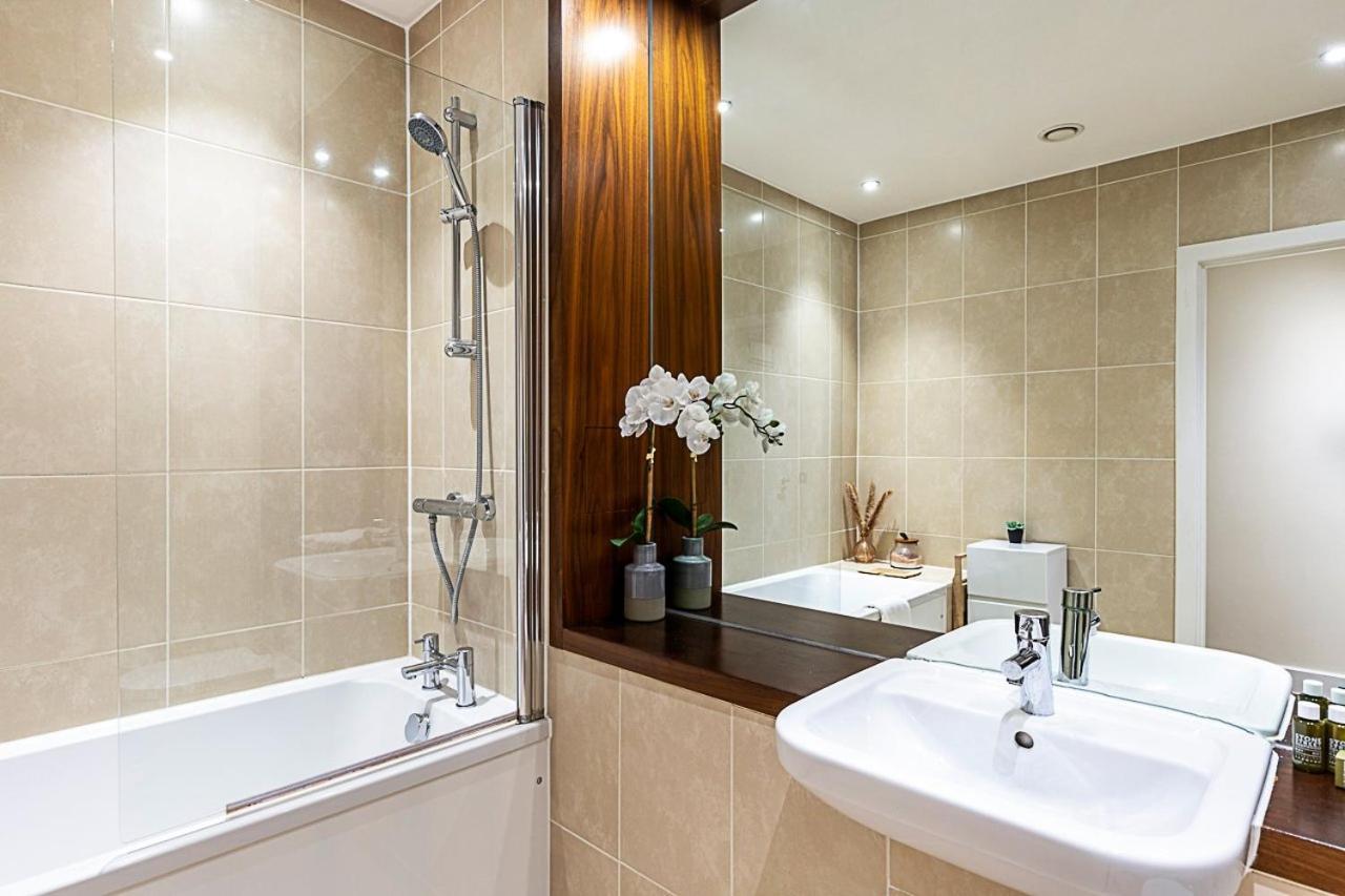Vibrant London Canal Apartment Bagian luar foto